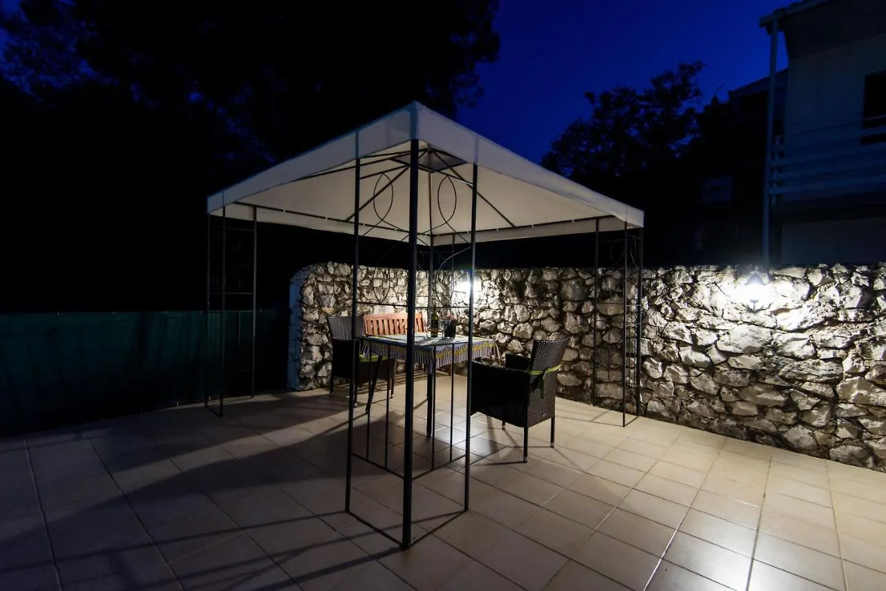 Holidays Apartments Slanada With Terrace And Sea View, Near The Beach & Town Trogir, Free Parking, Quiet Place On Peninsula Ciovo Hırvatistan