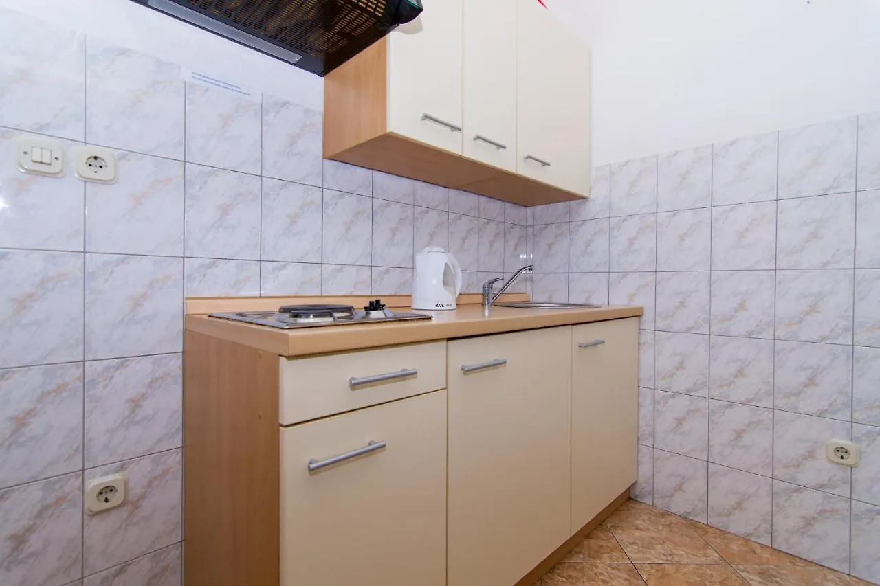 Holidays Apartments Slanada With Terrace And Sea View, Near The Beach & Town Trogir, Free Parking, Quiet Place On Peninsula Ciovo 0*, Trogir